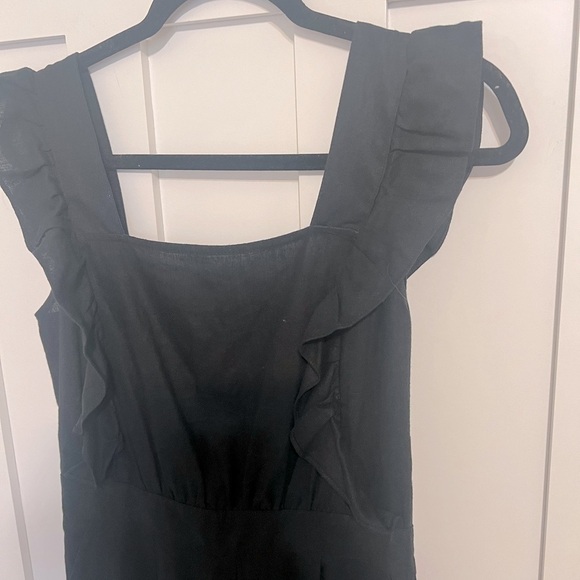 Women's Ruffle Short Sleeve Jumpsuit - Who What Wear -Black -Size Small linen - Picture 7 of 9